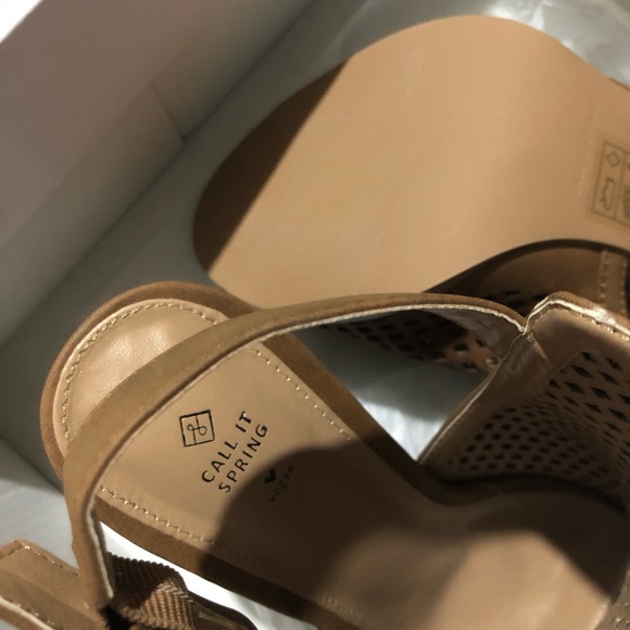 Women’s summer heels - Picture 4 of 7